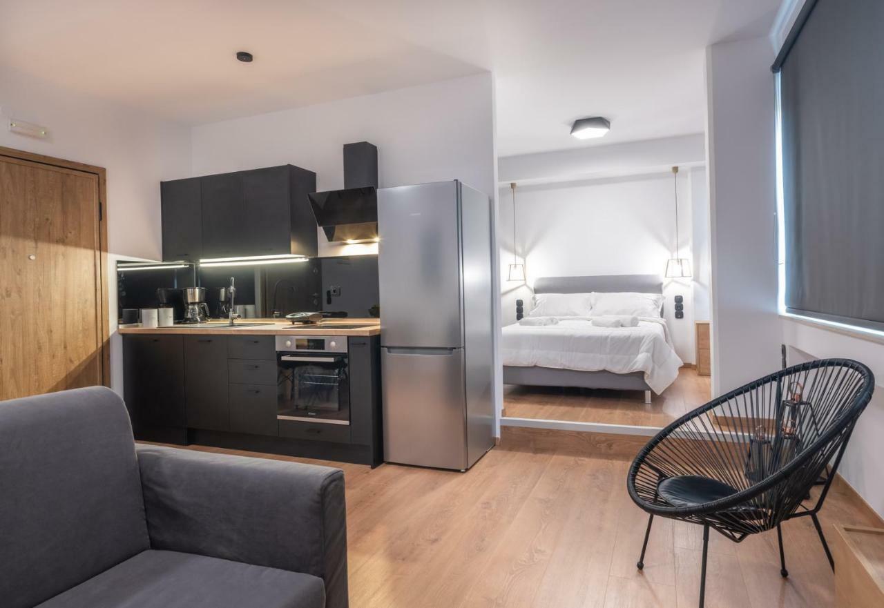 Elegant Urban Apartment Ираклион Экстерьер фото